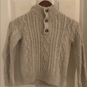 Gap oatmeal boys sweater with furry collar Sz S